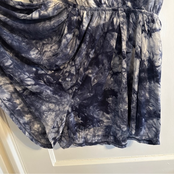 One Clothing tie dye romper, navy/white, M, GUC - Picture 4 of 5